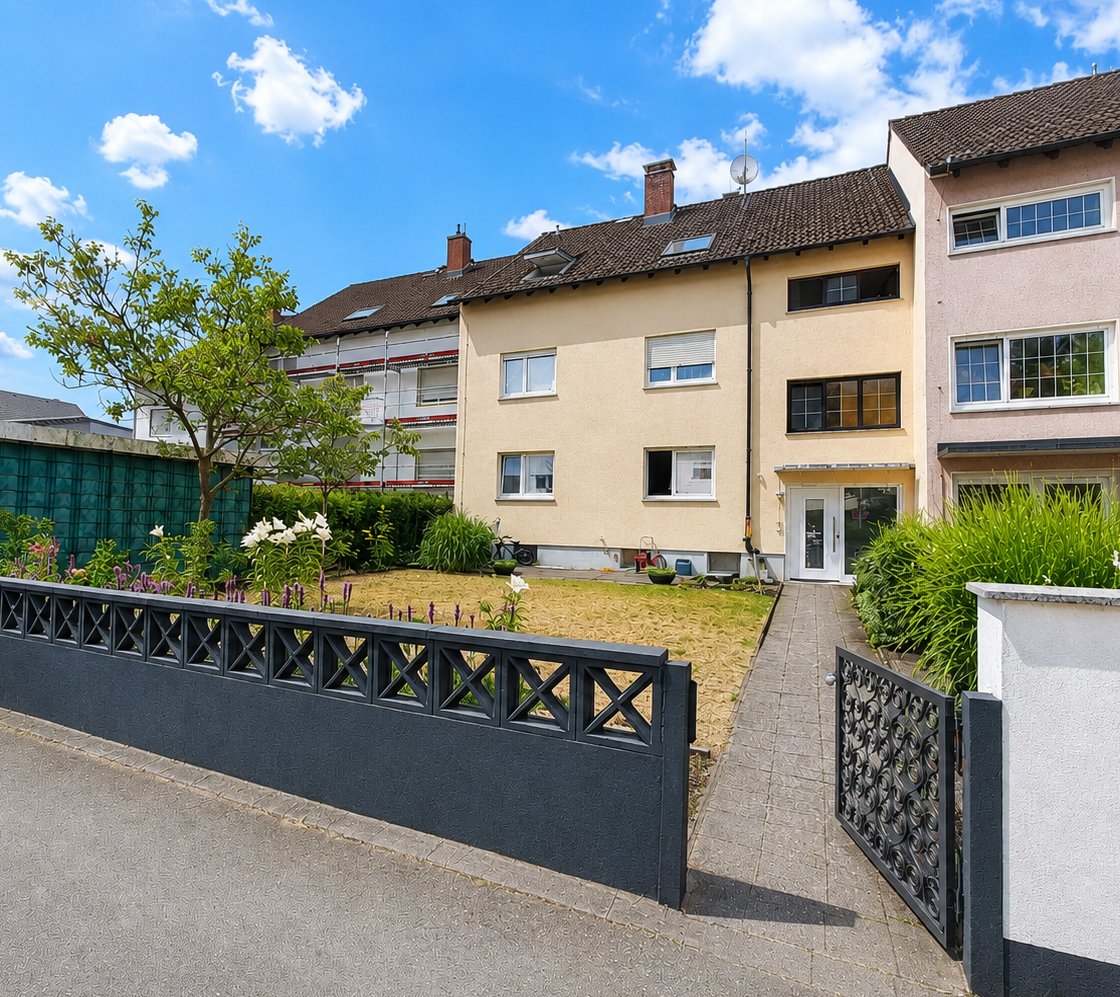 Straßenansicht